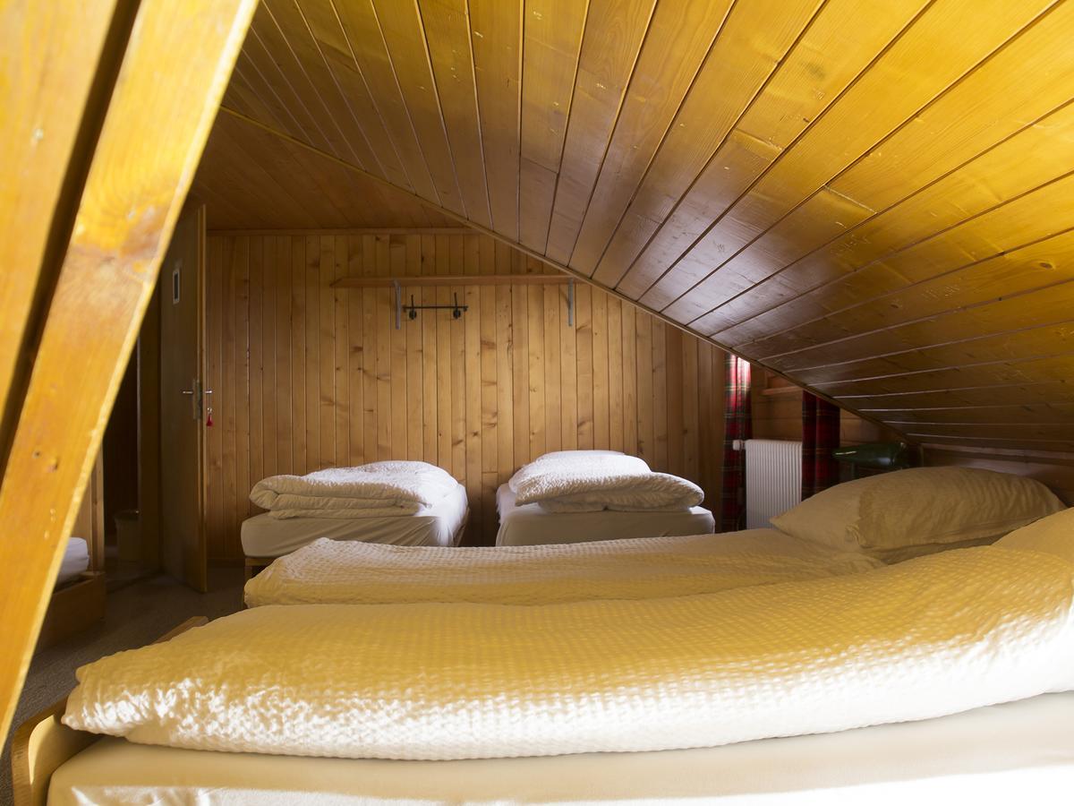Refuge De Plan-Francey Hotel Moleson Kültér fotó